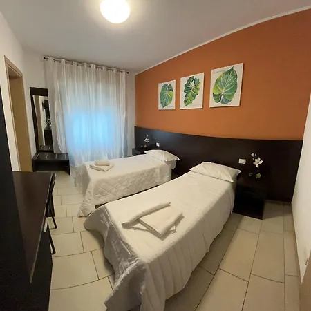La Rondinella 3* Серасоло