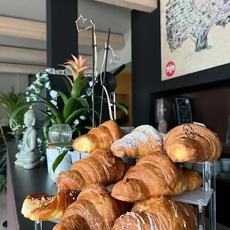 La Rondinella Bed & Breakfast
