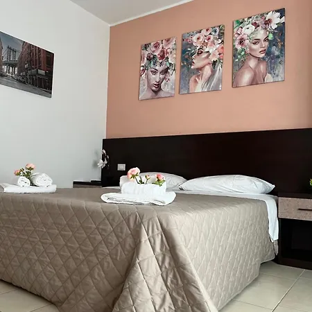 La Rondinella Bed & Breakfast *